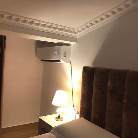 Daily Rent Apartment City Center Elbasan 6 Exterior photo