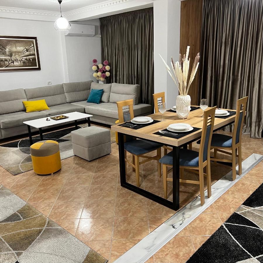 Daily Rent Apartment City Center Elbasan 6 Exterior photo